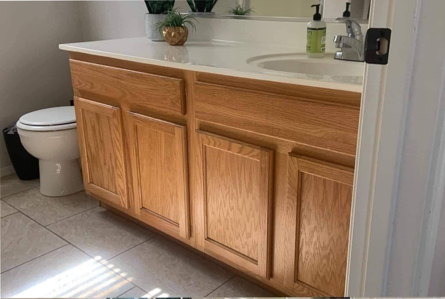Kitchen cabinets before refinishing